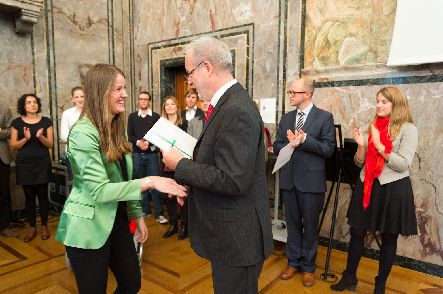 Các sinh viên nghiên cứu xuất sắc được trao thưởng tại University of Zurich